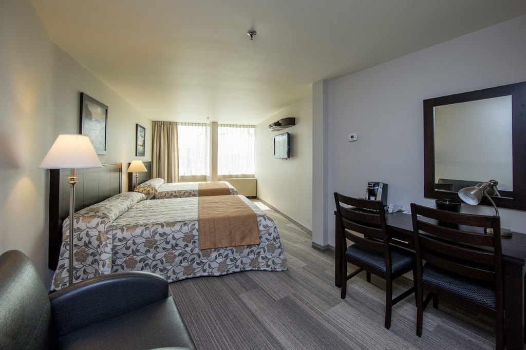 Hôtel Charlemagne | 115 Boulevard Celine-Dion, Charlemagne, QC J5Z 4P8, Canada | Phone: (450) 582-5933