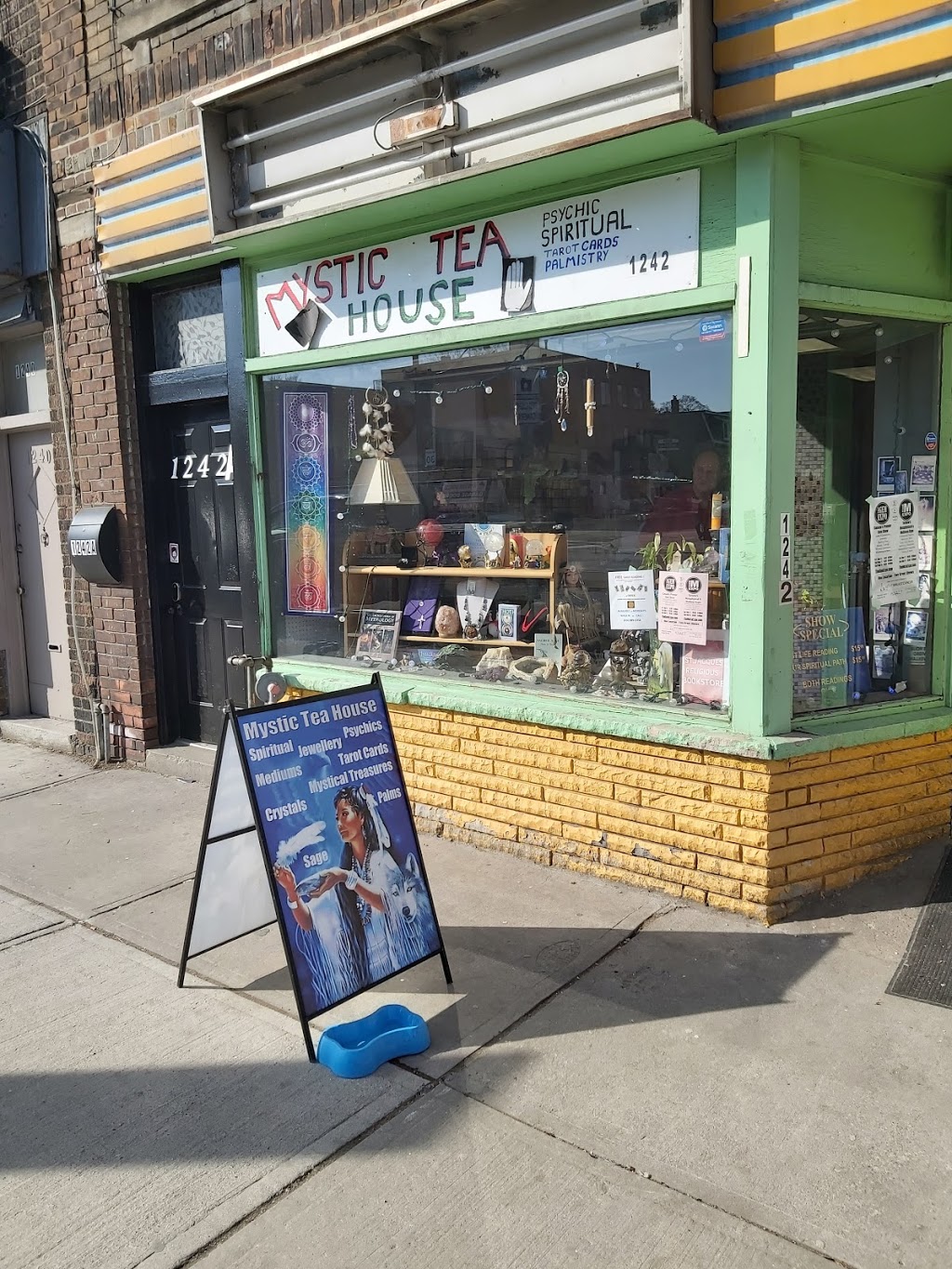 Mystic Tea House | 1775 Danforth Ave, Toronto, ON M4C 1J1, Canada | Phone: (416) 889-5358