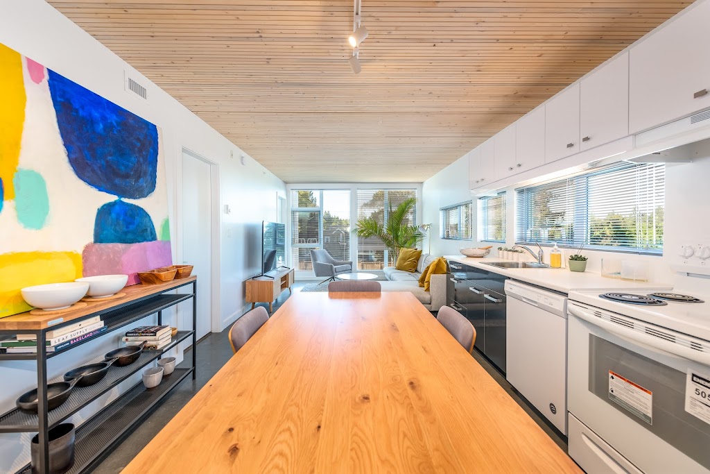 Cubes Apartments | 2525 Mission Rd, Courtenay, BC V9N 9H1, Canada | Phone: (250) 218-4973