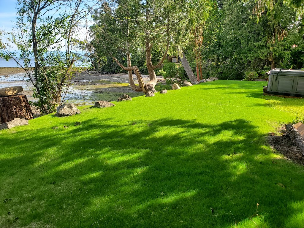Phoenix Grounds Maintenance Ltd | 1018 Bertha Ave, Gabriola, BC V0R 1X3, Canada | Phone: (250) 616-6149