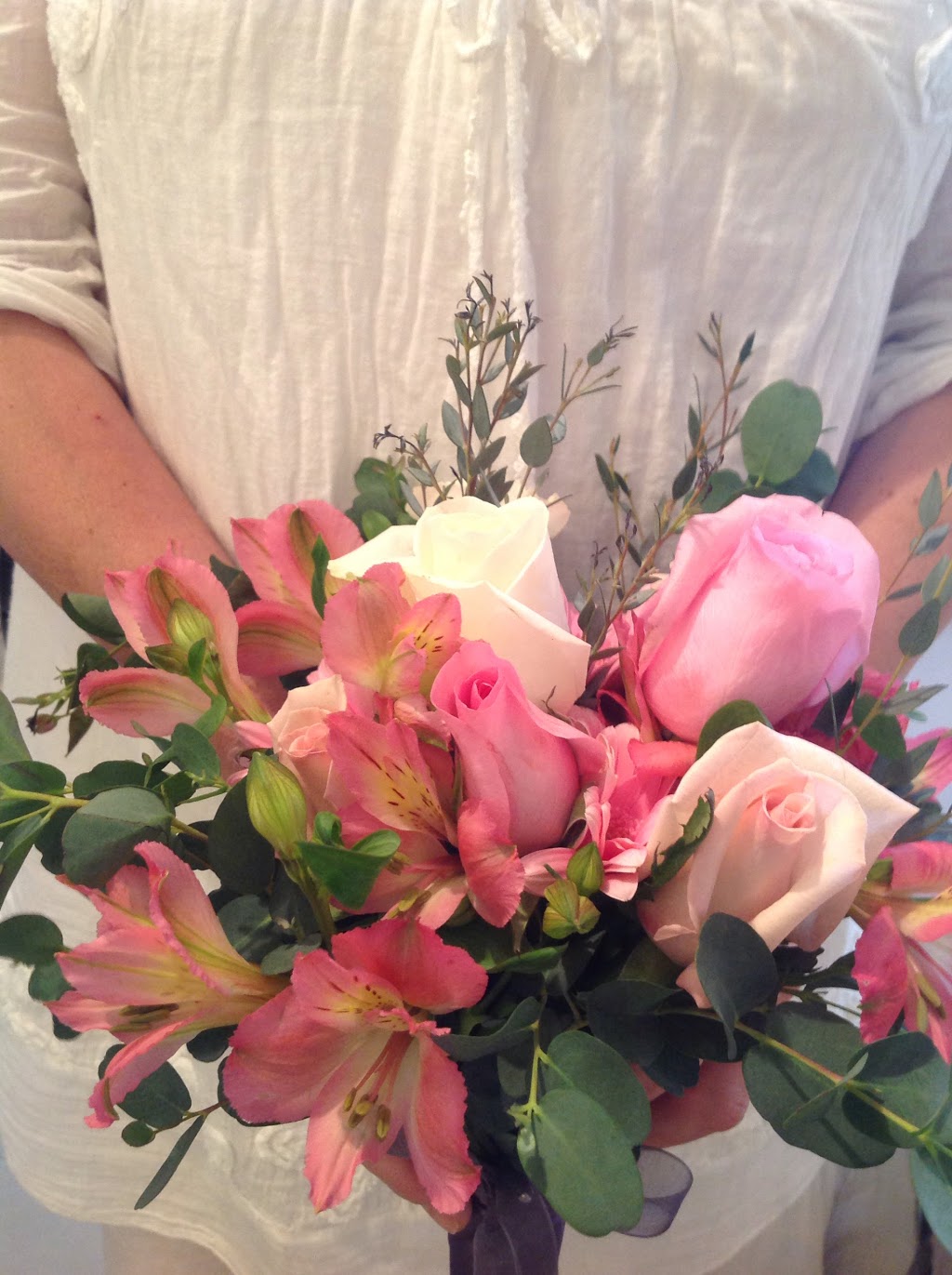 The Flower Barn & 1864 Boutique | 7716 Rochester Rd, Gasport, NY 14067, USA | Phone: (716) 772-2099