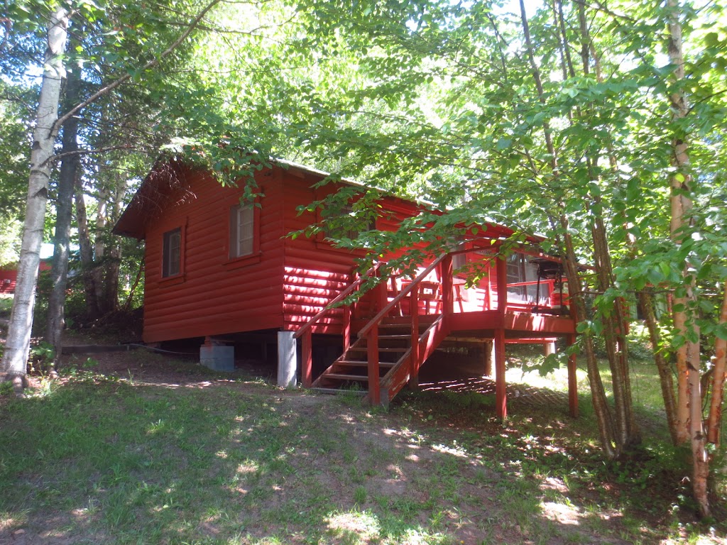 Land OLakes Lodge | 2904 ON-11, Marten River, ON P0H 1T0, Canada | Phone: (705) 892-2322