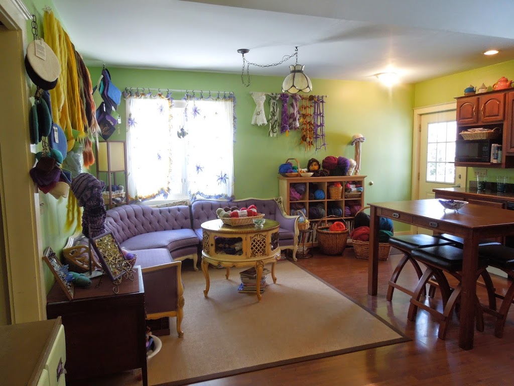 Creative Essence | 9450 Clarence Center Rd, Clarence Center, NY 14032, USA | Phone: (716) 222-2202