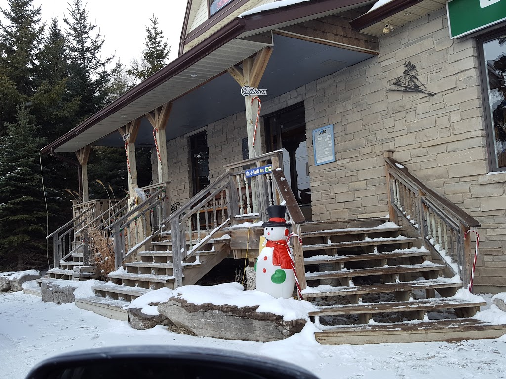 Banff Sport Collingwood Ski & Snowboard Rentals | 279 Mountain Rd, Collingwood, ON L9Y 5G8, Canada | Phone: (705) 444-1450