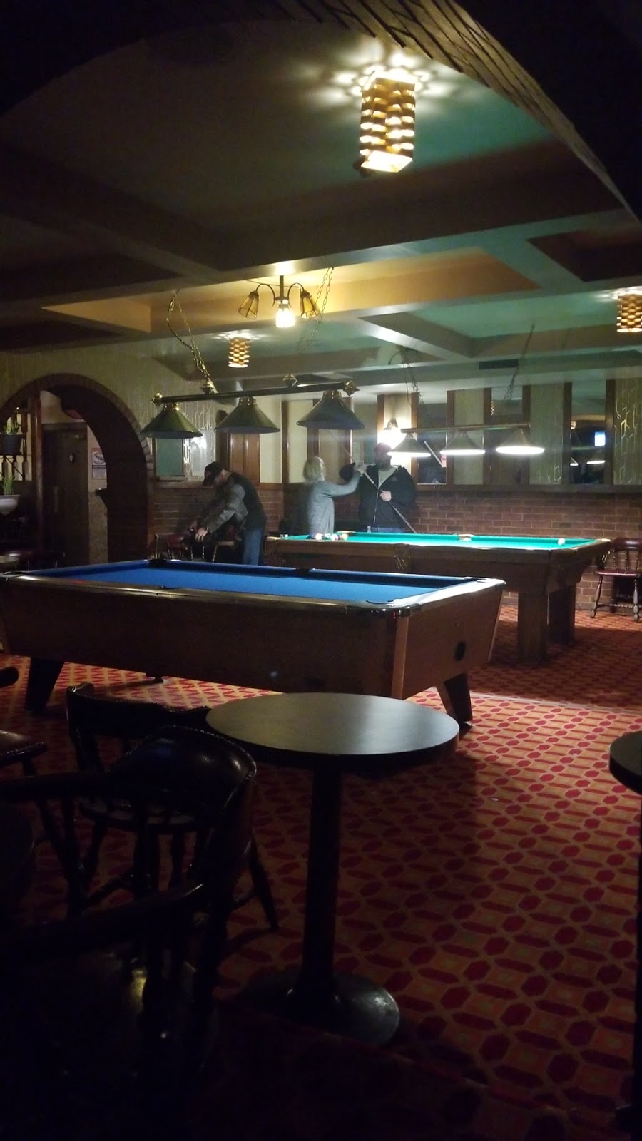 Grand River Hotel | 1102 King St E, Cambridge, ON N3H 3P6, Canada | Phone: (519) 653-2202