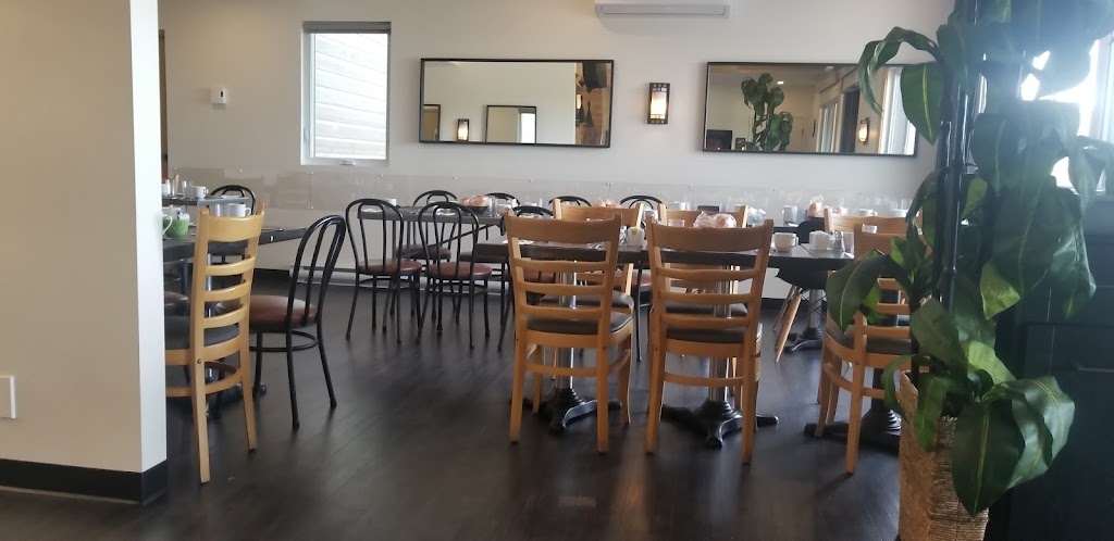 Restaurant Le Biarritz | 89 Rue Notre Dame O, Trois-Pistoles, QC G0L 4K0, Canada | Phone: (418) 851-4705