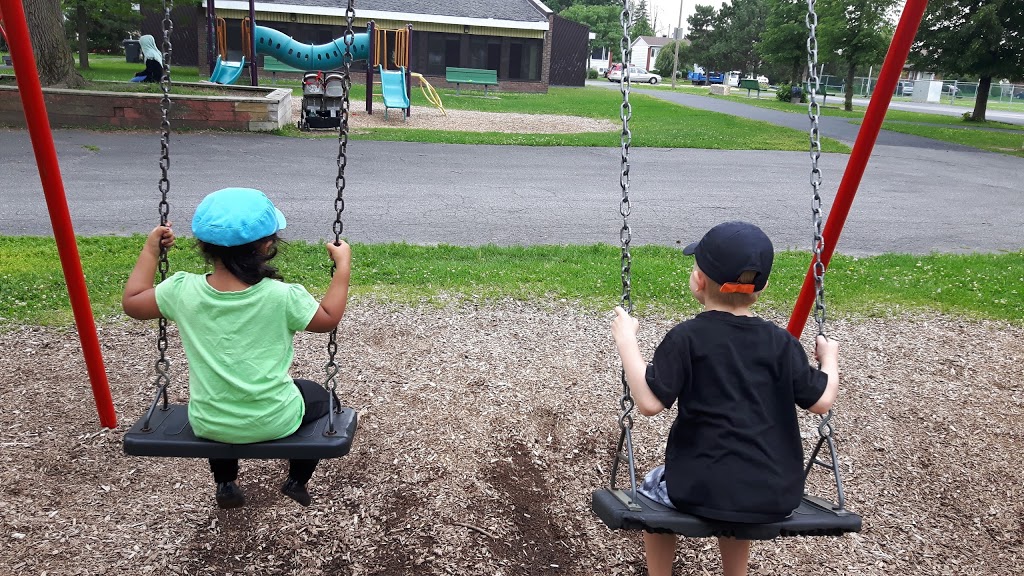 Parc Marie-Josée-Vandette | 3880 Rue Labrosse, Saint-Hubert, QC J3Y 3C6, Canada | Phone: (450) 463-7311