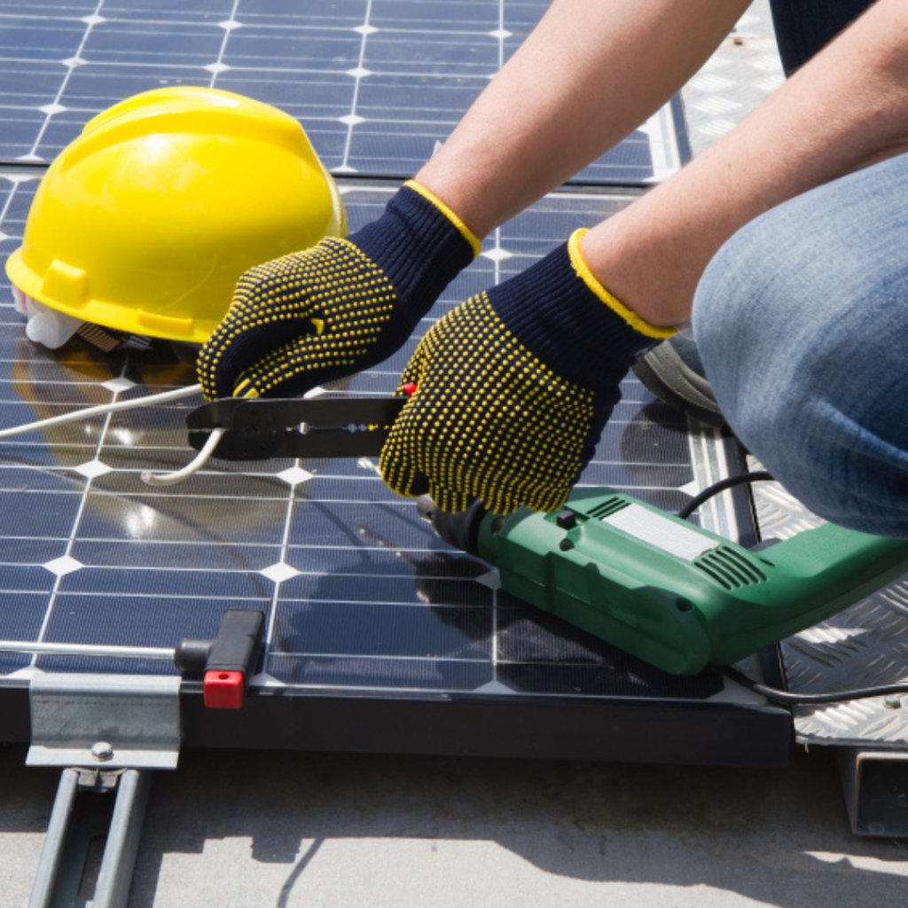 Ontario Solar Installers | 370 Hopewell Ave, Toronto, ON M6E 2S2, Canada | Phone: (905) 617-6527