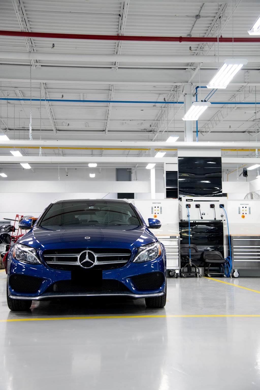 Mercedes-Benz 427 Auto Collision | 395 Evans Ave, Etobicoke, ON M8Z 1K8, Canada | Phone: (416) 259-6344