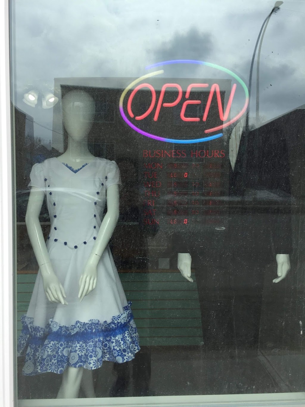 Mangrove Tailor | 75 Hespeler Ave #73, Winnipeg, MB R2L 0L2, Canada | Phone: (204) 691-3921