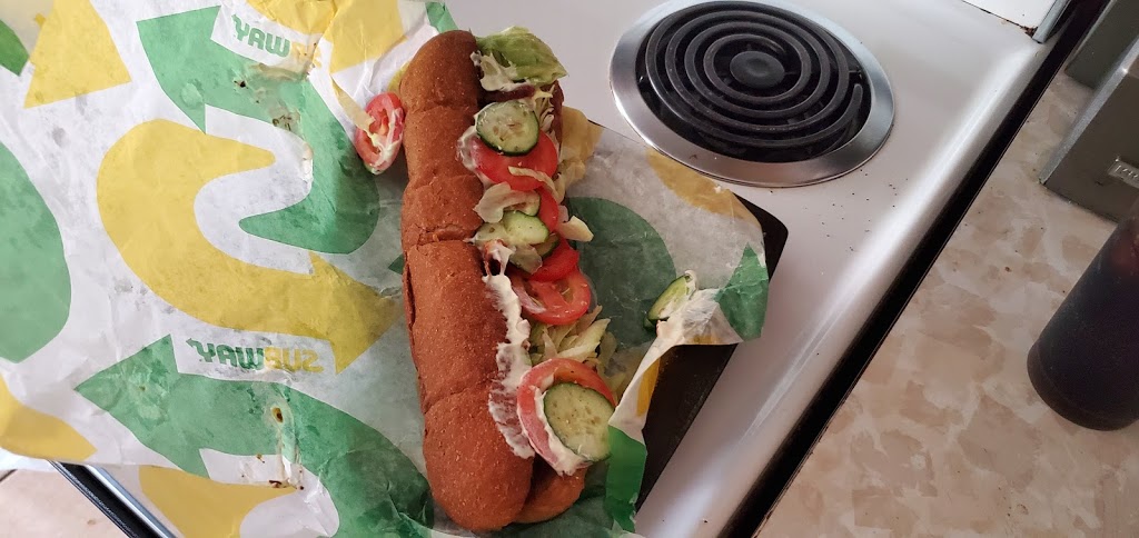 Subway | 890A Esquimalt Rd, Victoria, BC V9A 3M4, Canada | Phone: (250) 360-1169