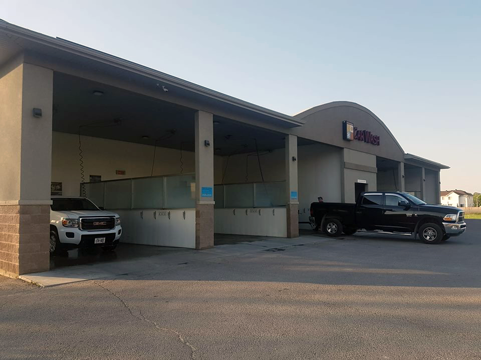 Four Seasons Car Wash | 2005 Rogers Rd, Perth, ON K7H 3P4, Canada | Phone: (888) 854-7854