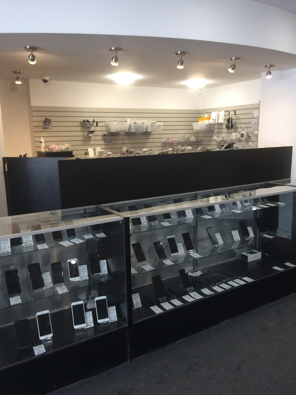 Megatronic | 3854 Boul Notre-Dame, Laval, QC H7V 1R9, Canada | Phone: (450) 241-6313