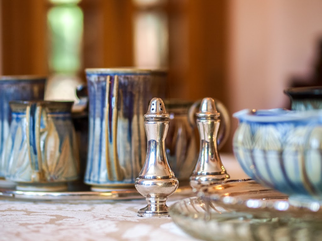 Beechmount Bed and Breakfast | 134 W Gate, Winnipeg, MB R3C 2E1, Canada | Phone: (866) 797-0905