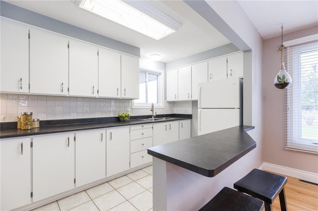 Marta B.Restrepo Ottawa Real Estate | 1419 Carling Ave #217, Ottawa, ON K1Z 7L6, Canada | Phone: (613) 600-2490