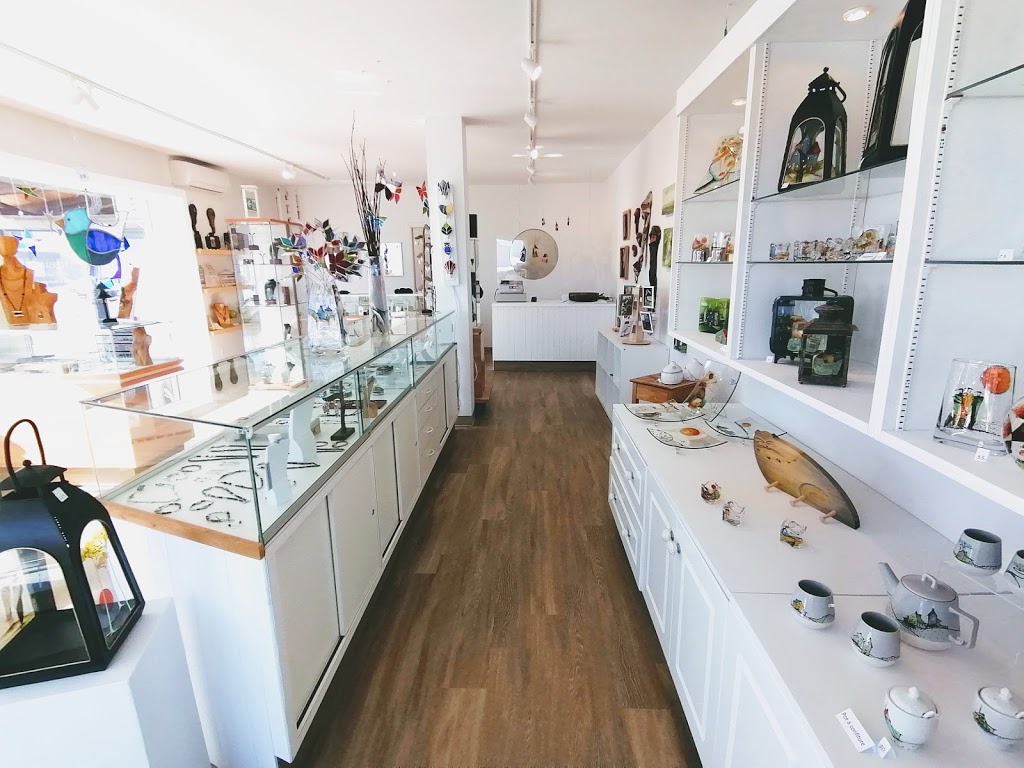 LAtelier M Saint-Jean-Port-Joli | 19 Avenue de Gaspé E, Saint-Jean-Port-Joli, QC G0R 3G0, Canada | Phone: (418) 291-1774