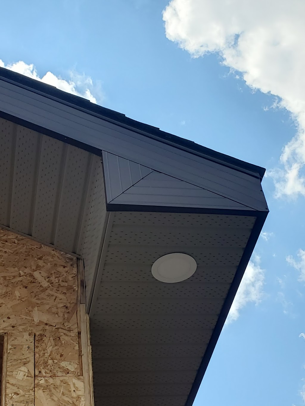 Expert Exteriors Manitoba | 24 Wachal Dr, Narol, MB R1C 0A7, Canada | Phone: (431) 336-1788