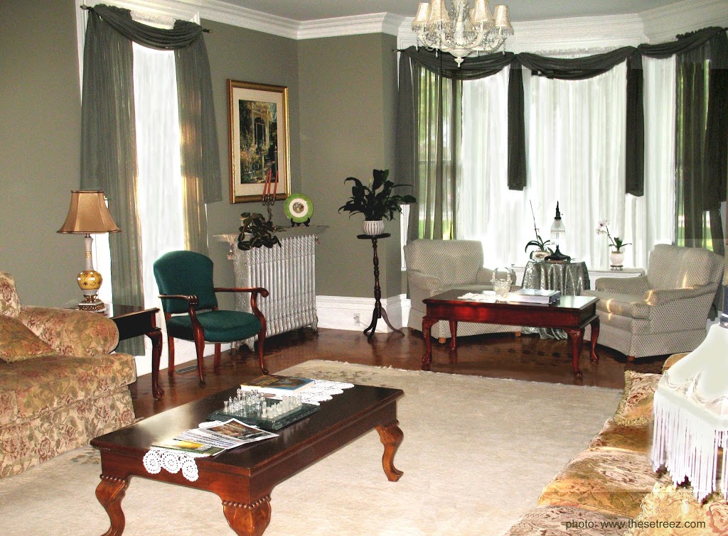 Caledonia House Bed and Breakfast | 20 Caledonia St, Stratford, ON N5A 5W5, Canada | Phone: (519) 271-0377
