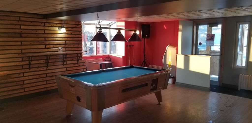 Manoir Pont-Rouge Inc | 279 Rue Dupont, Pont-Rouge, QC G3H 1P8, Canada | Phone: (581) 329-5585
