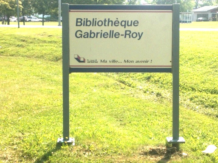 Bibliothèque Gabrielle-Roy | library | 3505 Bd Dagenais O, Laval, QC H7P 4V9, Canada | 4509788909 OR +1 450-978-8909