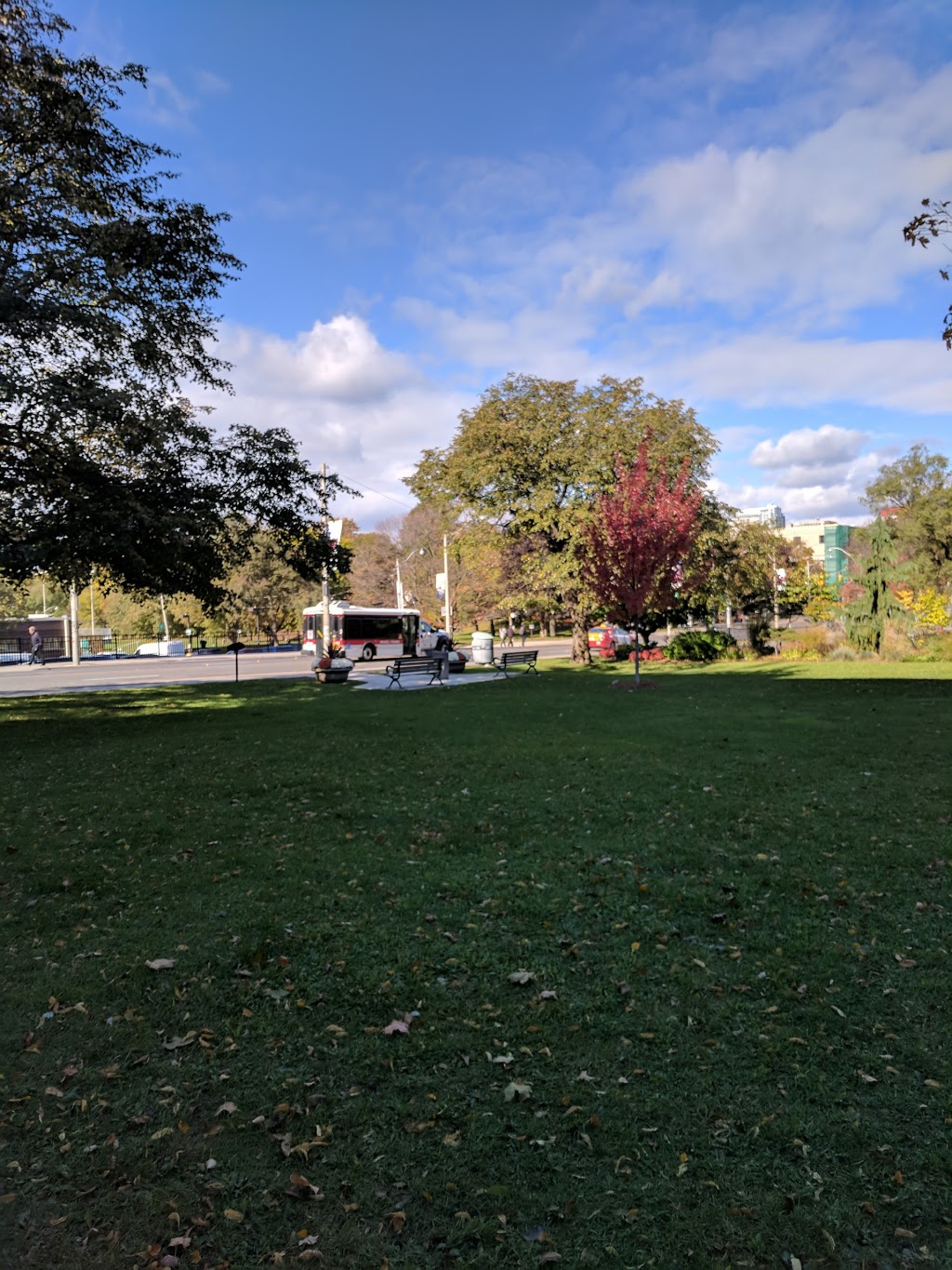 Budd Sugarman Park | 955 Yonge St, Toronto, ON M4W, Canada