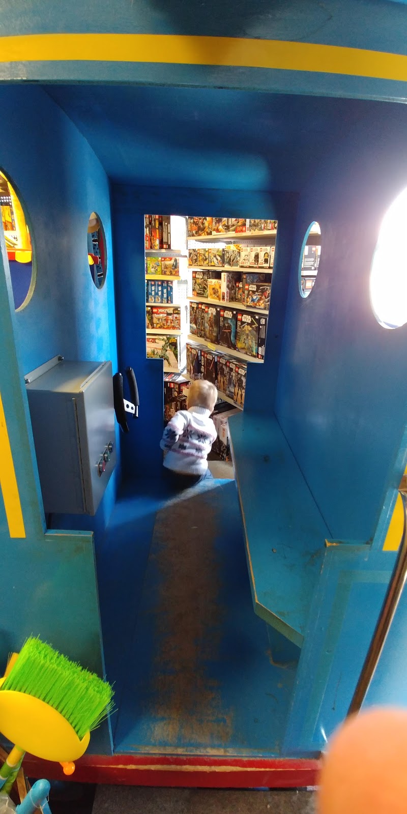 Toy Sense Thunder Bay | 447 May St N, Thunder Bay, ON P7C 3R4, Canada | Phone: (807) 624-2765