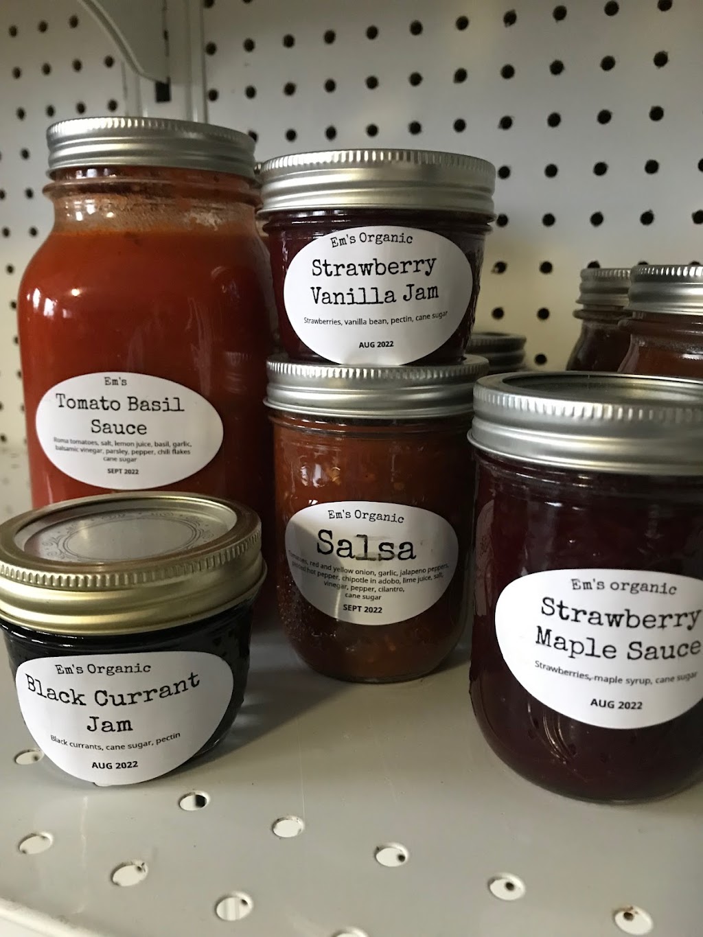 Violet Rose Gift & Thrift Shop | 2836 Nova Scotia Trunk 2, Shubenacadie, NS B0N 2H0, Canada | Phone: (902) 758-3967