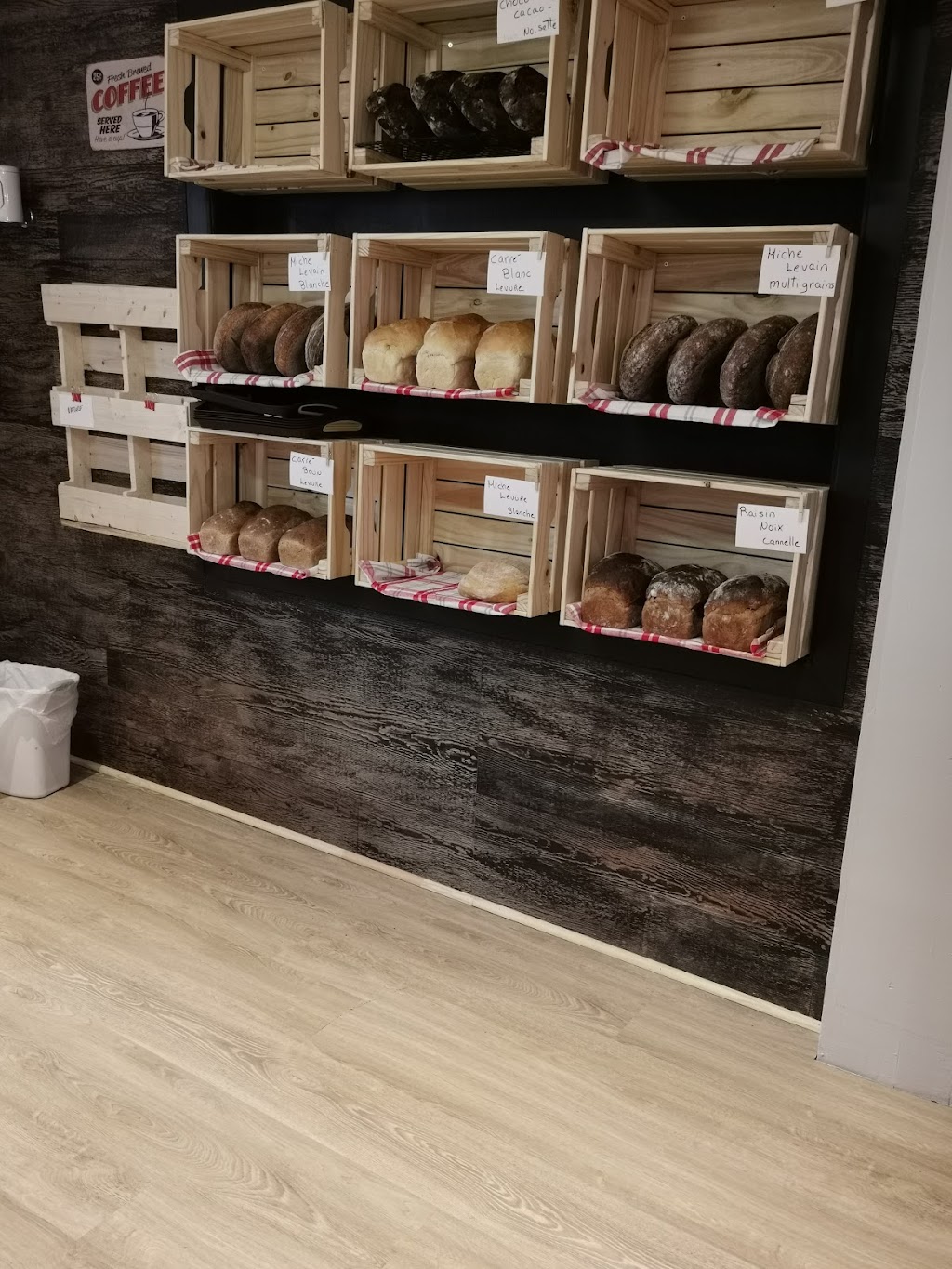LeCaf St-Jean | 63 Rue Principale N, Saint-Jean-de-Dieu, QC G0L 3M0, Canada | Phone: (581) 646-8666
