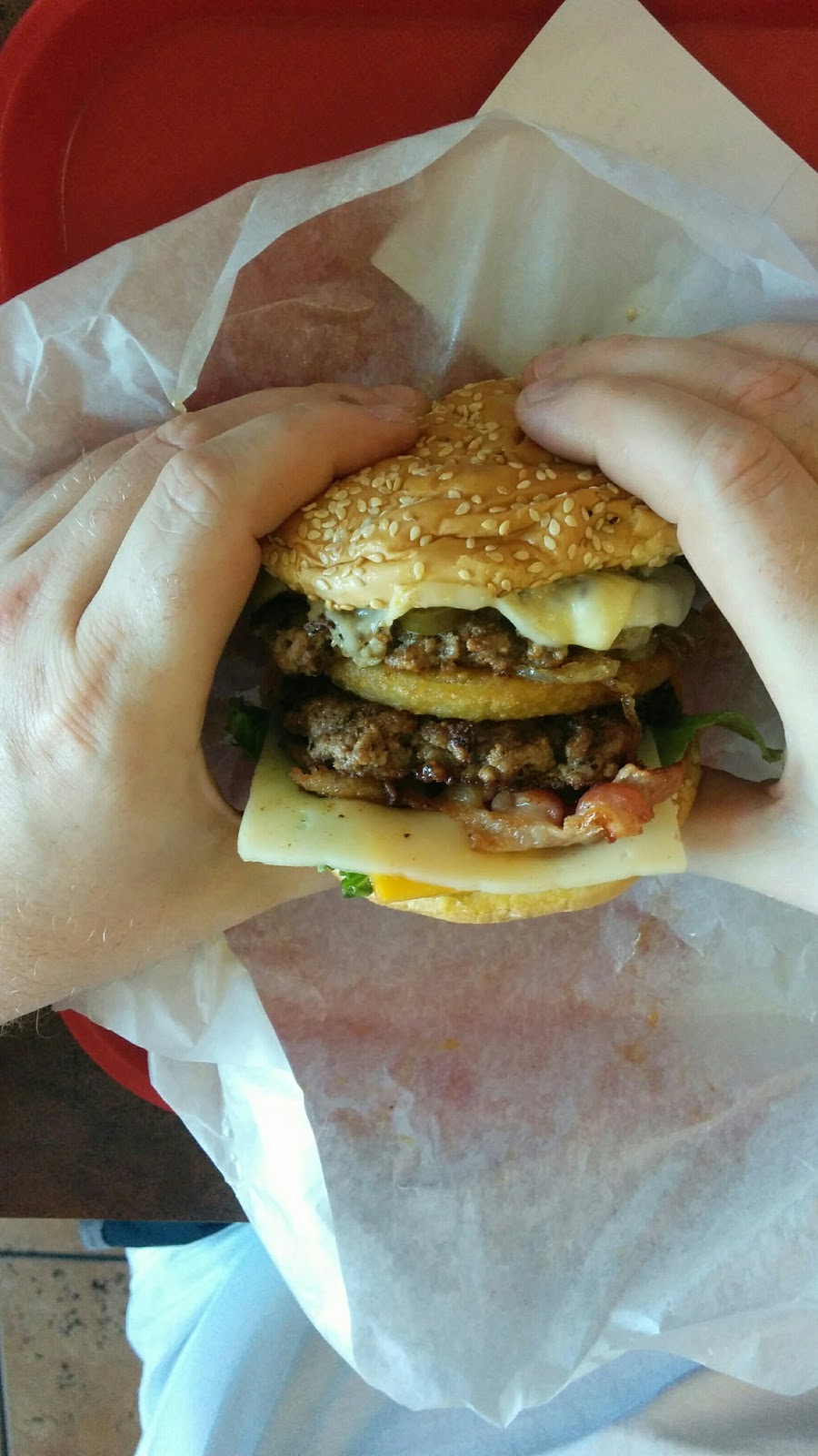 McCoy Burger Company | 2069 Simcoe St N, Oshawa, ON L1H 7K4, Canada | Phone: (289) 240-7553