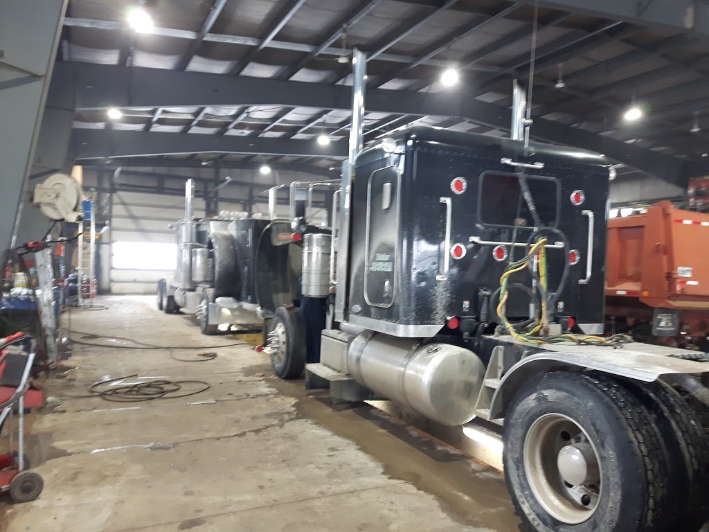 Hwy 4 Truck Service Ltd. Traction Heavy Duty Parts & TruckPro Re | 402143, Grey County Rd 4, Hanover, ON N4N 3B8, Canada | Phone: (519) 369-5052