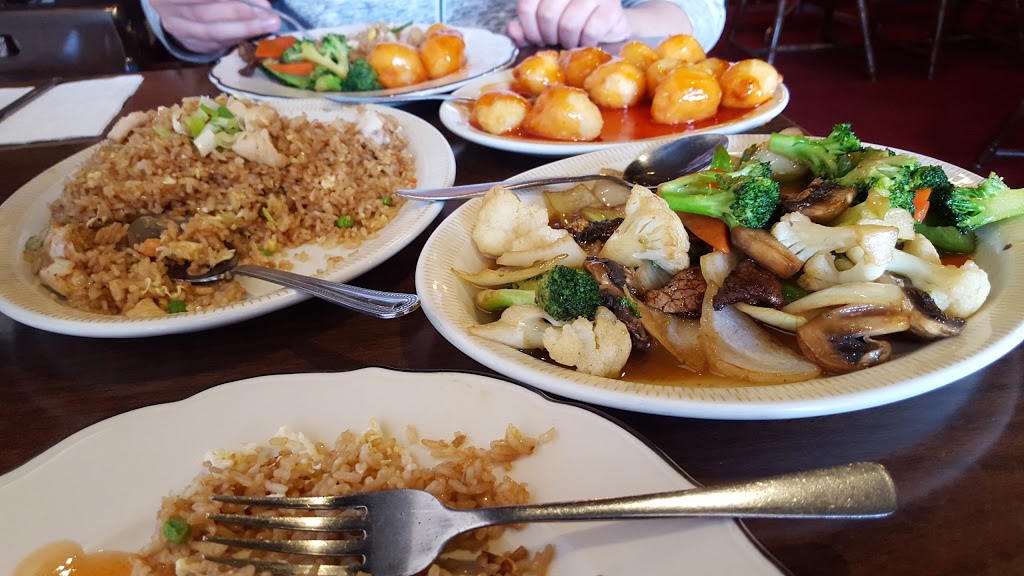 Kam Loon Restaurant | 119 Main St, Morris, MB R0G 1K0, Canada | Phone: (204) 746-6575