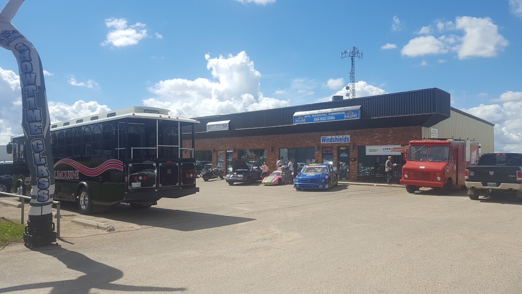 Showtime Glass Inc. | 3027 Millar Ave, Saskatoon, SK S7K 6G5, Canada | Phone: (306) 952-3580