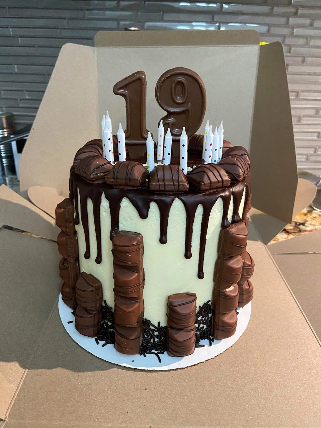 Natty Cakes Confectionery & Bakeshop | 745 Shuswap Ave, Chase, BC V0E 1M0, Canada | Phone: (778) 257-9989