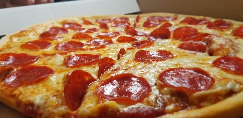 Riverbank Pizza | 6653 ON-35, Coboconk, ON K0M 1K0, Canada | Phone: (705) 454-1112