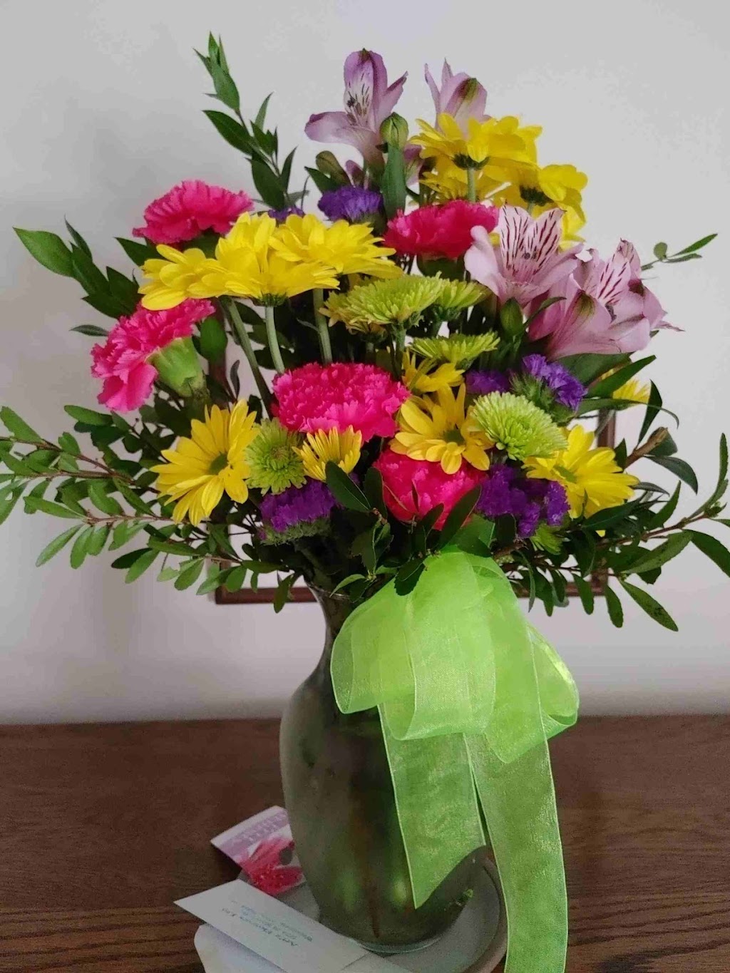 Arts Flowers Ltd. | 974 St Marys Rd, Winnipeg, MB R2M 3S1, Canada | Phone: (204) 253-0961
