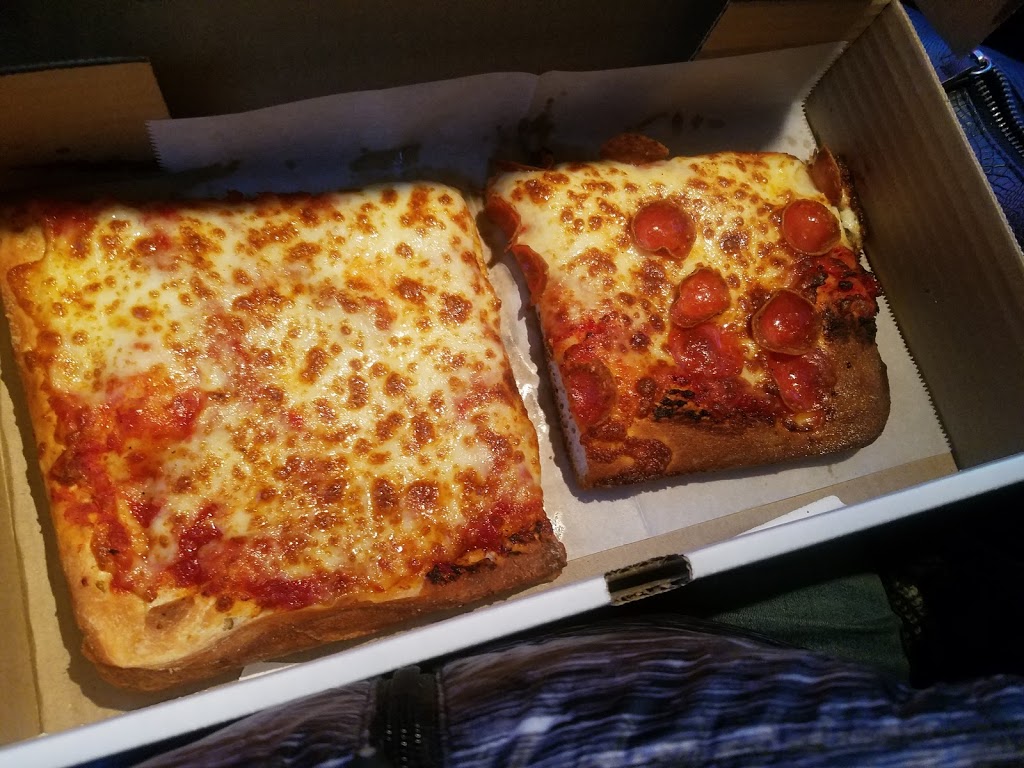 Francos Pizza | 1153 Kenmore Ave, Buffalo, NY 14217, USA | Phone: (716) 877-2720