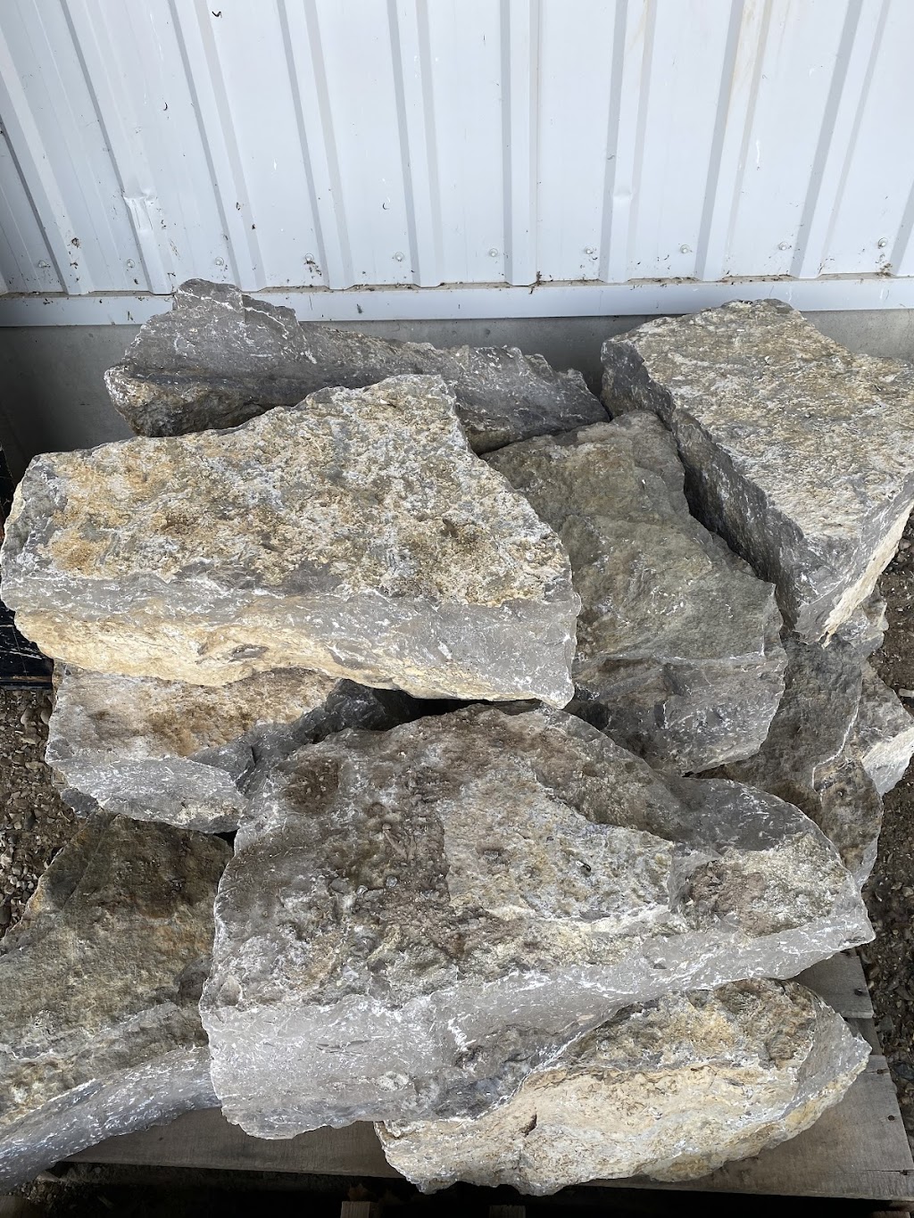 Galway Landscape Supply Inc | 1 Etonia Rd, Brant, ON N0J 1V0, Canada | Phone: (519) 504-4668
