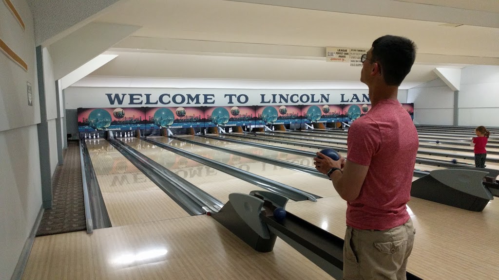 Lincoln Lanes (1969) Ltd | 3510 25 Ave, Vernon, BC V1T 1P3, Canada | Phone: (250) 542-9837