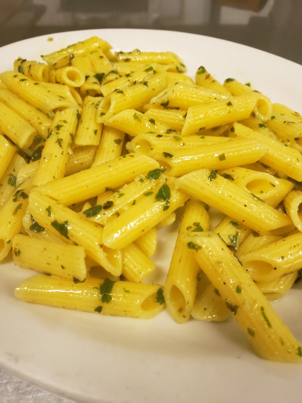 Restaurant La Belle Princesse Inc | 227 Avenue Béthany, Lachute, QC J8H 2M6, Canada | Phone: (450) 562-8553
