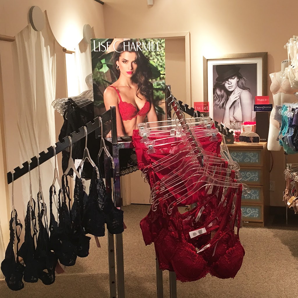 Brio Bodywear | 911 Bank St, Ottawa, ON K1S 3W5, Canada | Phone: (613) 567-9291