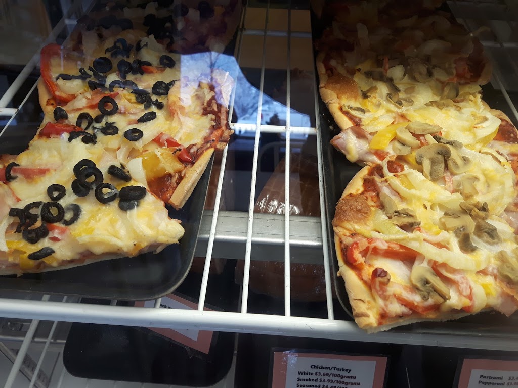 Old Fashioned Bread Bakery Co Ltd | 114 White Earth St, Smoky Lake, AB T0A 3C0, Canada | Phone: (780) 656-3780