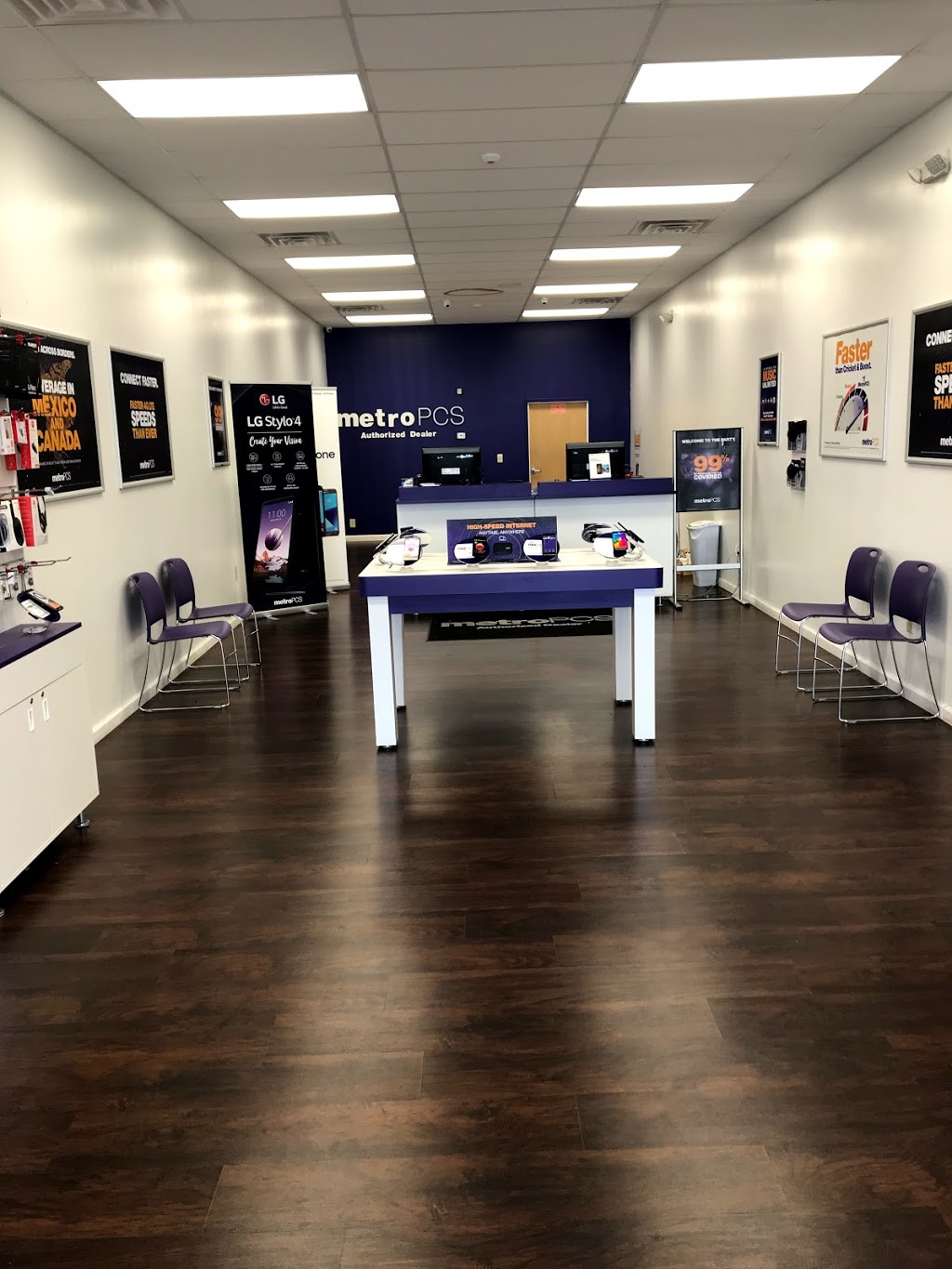 Metro by T-Mobile | 2305 Delaware Ave, Buffalo, NY 14216, USA | Phone: (716) 877-8500