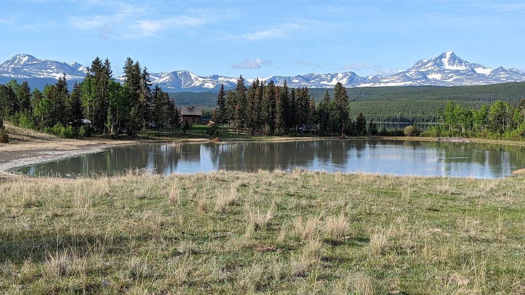 Chilcotin Sunrise Chalet | 7988 Nemaiah Valley Rd, Nemaiah Valley, BC V0L 1X0, Canada | Phone: (778) 244-8811
