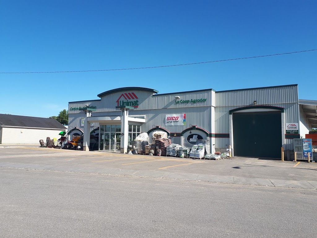 BMR La Coop Novago - Thurso | 340 Rue Lyons, Thurso, QC J0X 3B0, Canada | Phone: (819) 985-2212