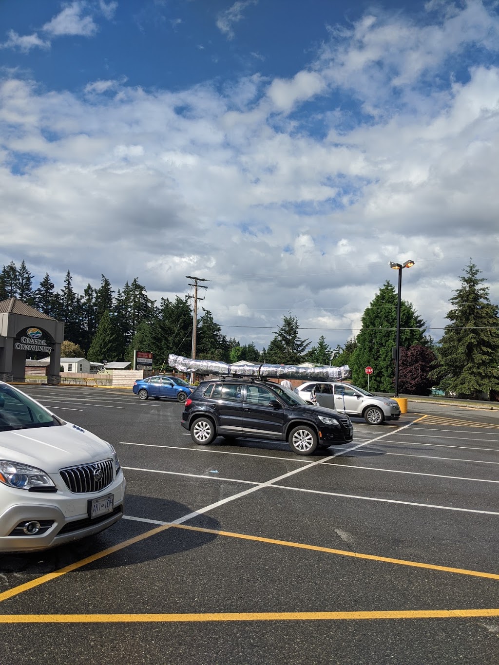 Quality Foods Nanoose Bay | 2443 Collins Crescent #1, Nanoose Bay, BC V9P 9E6, Canada | Phone: (250) 468-7131