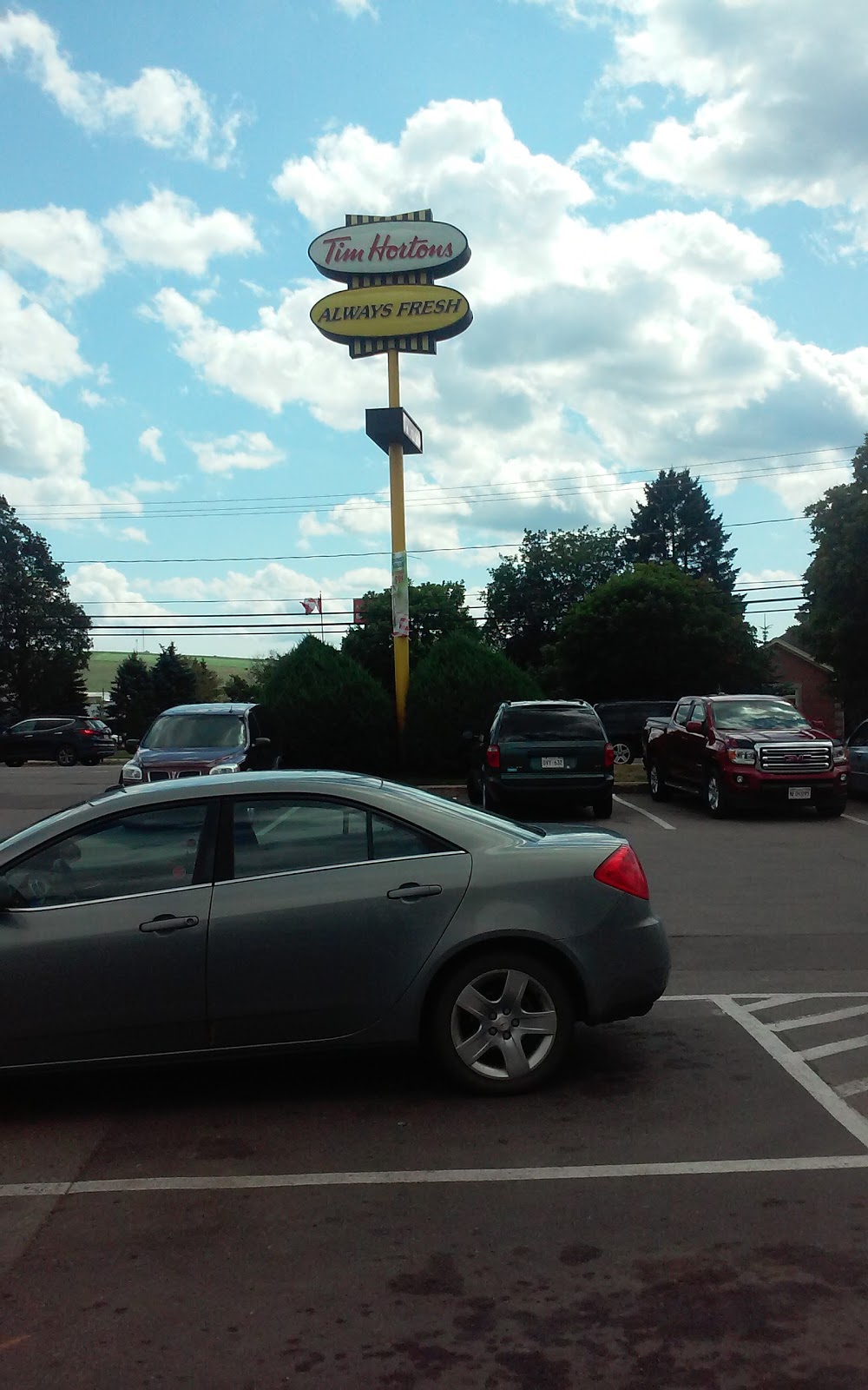 Tim Hortons | 130 Main St, Sussex, NB E4E 3E5, Canada | Phone: (506) 432-6507