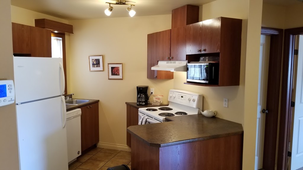 Auberge du Lac Morency | 42 Rue de la Chaumine, Saint-Hippolyte, QC J8A 2N4, Canada | Phone: (450) 563-5546