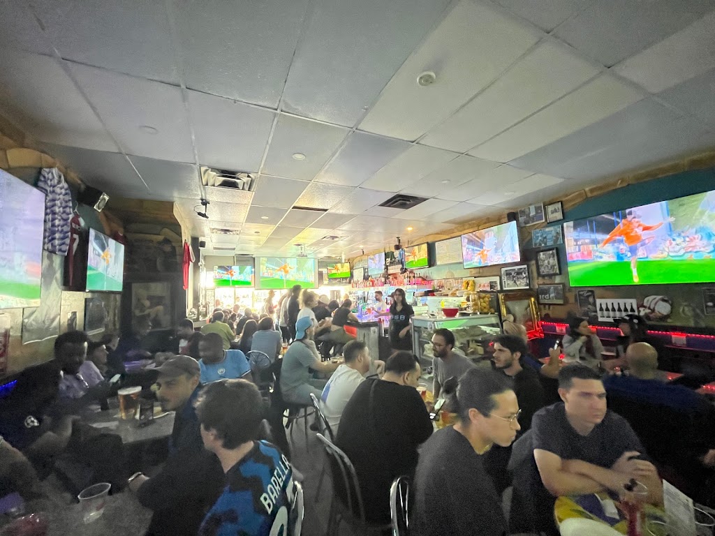 Bruno Sport Bar | 313 Rue Beaubien E, Montréal, QC H2S 1R9, Canada | Phone: (514) 271-8364