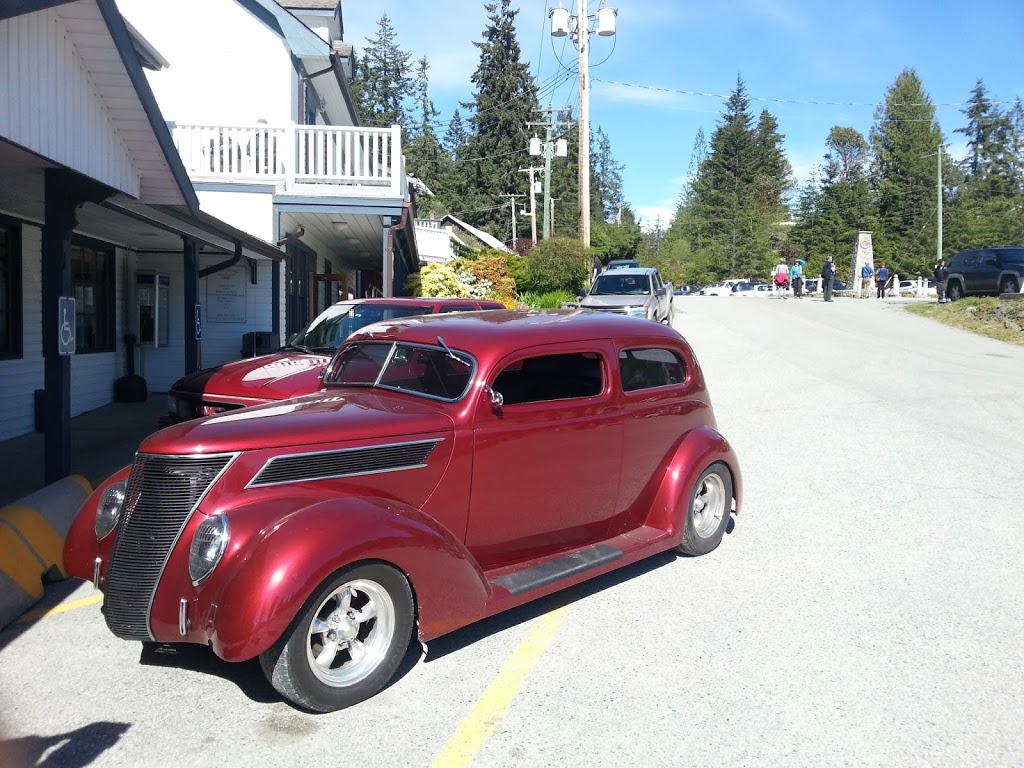 Creekside Campground | 4314 Sunshine Coast Hwy, Sechelt, BC V0N 3A1, Canada | Phone: (604) 885-5937