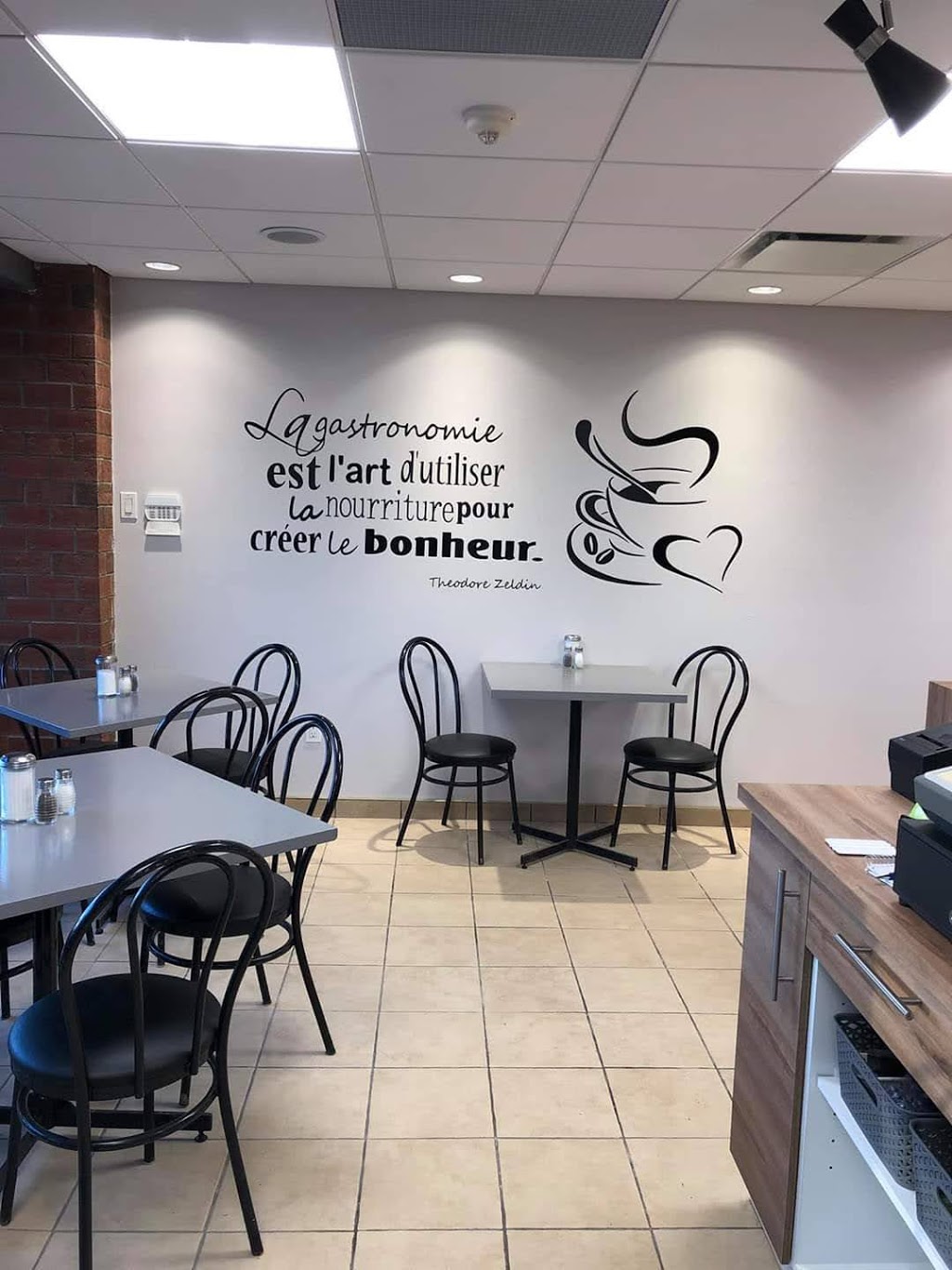 Café Plus Enr | 1100 Rue Saint-Isidore, Saint-Lin - Laurentides, QC J5M 0J6, Canada | Phone: (514) 466-7045